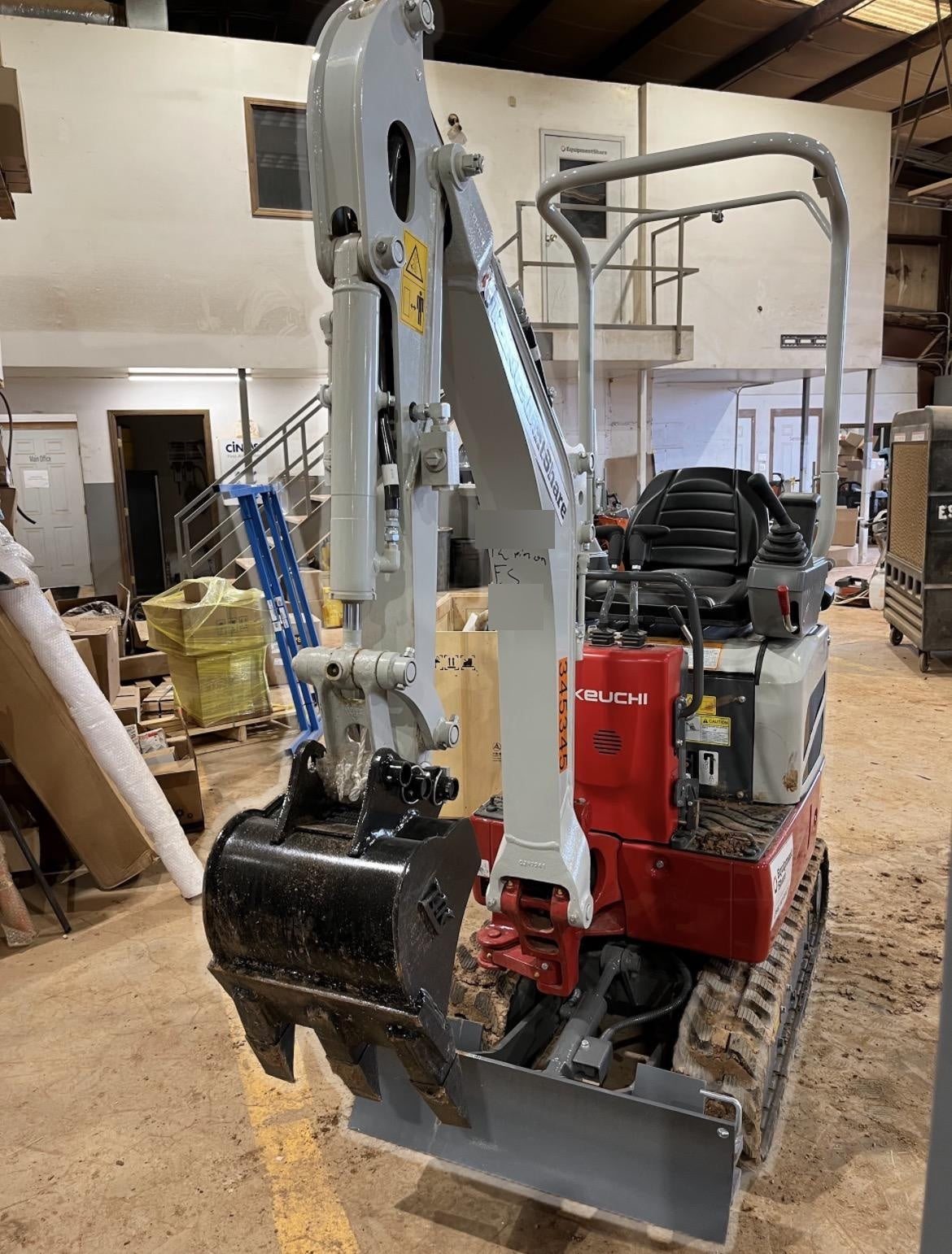 2023 TAKEUCHI TB210R