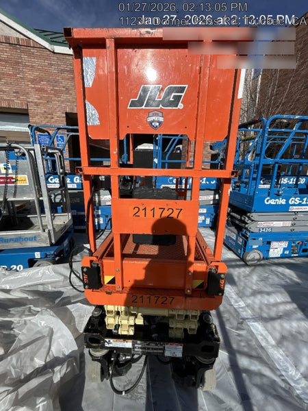 2022 JLG ES1330L