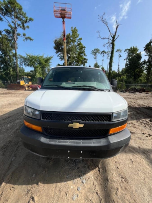 2023 CHEVROLET Express Van - Rental