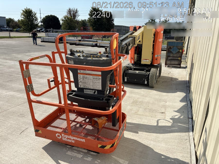 2025 JLG E300AJP