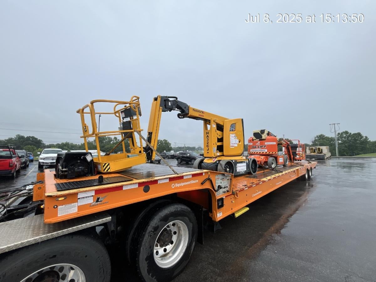 2021 JLG E400AJP Narrow