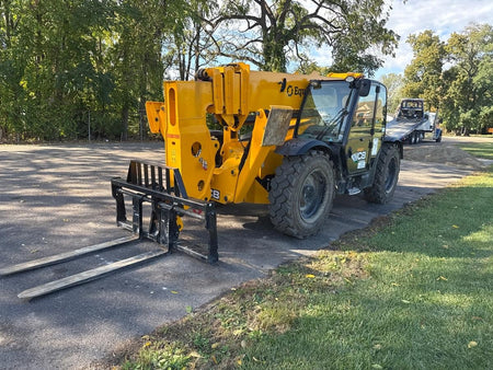 2025 JCB 510-56