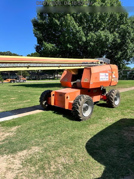 2016 JLG 660SJ
