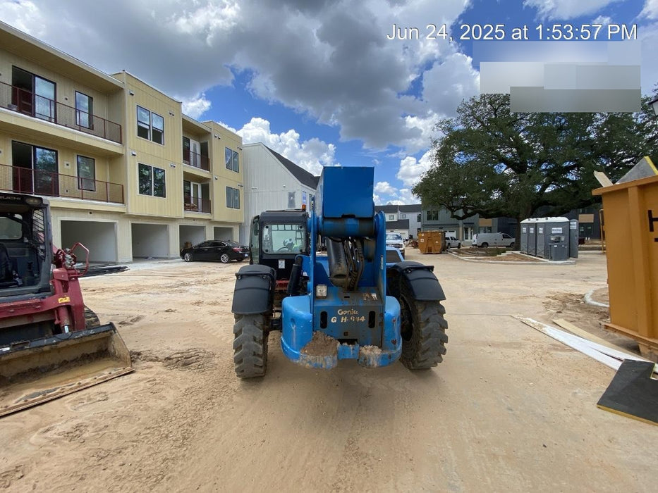 2019 Genie GTH-844 Genie GTH-844 w/Enclosed Cab w/HVAC, Work Lights, Solid Tires, Beacon, 60" Carriage and Forks