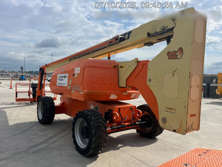 2020 JLG 800AJ