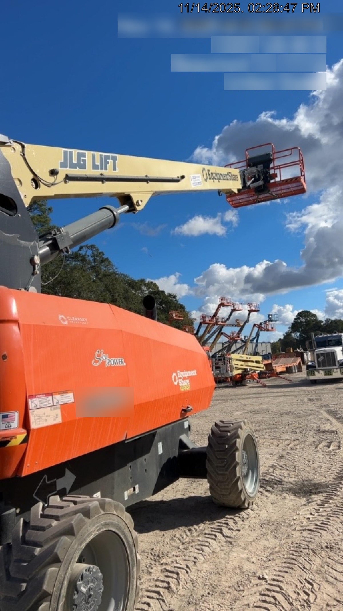 2024 JLG 860SJ