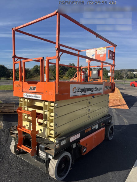 2021 JLG R3246