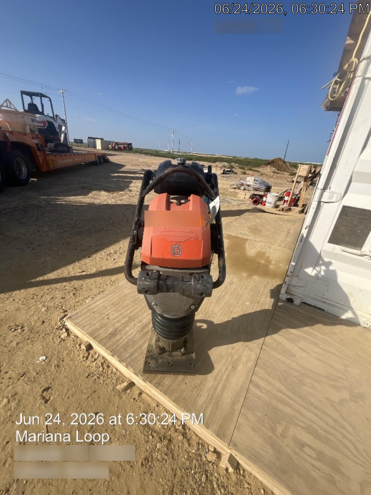2024 HUSQVARNA LT6005