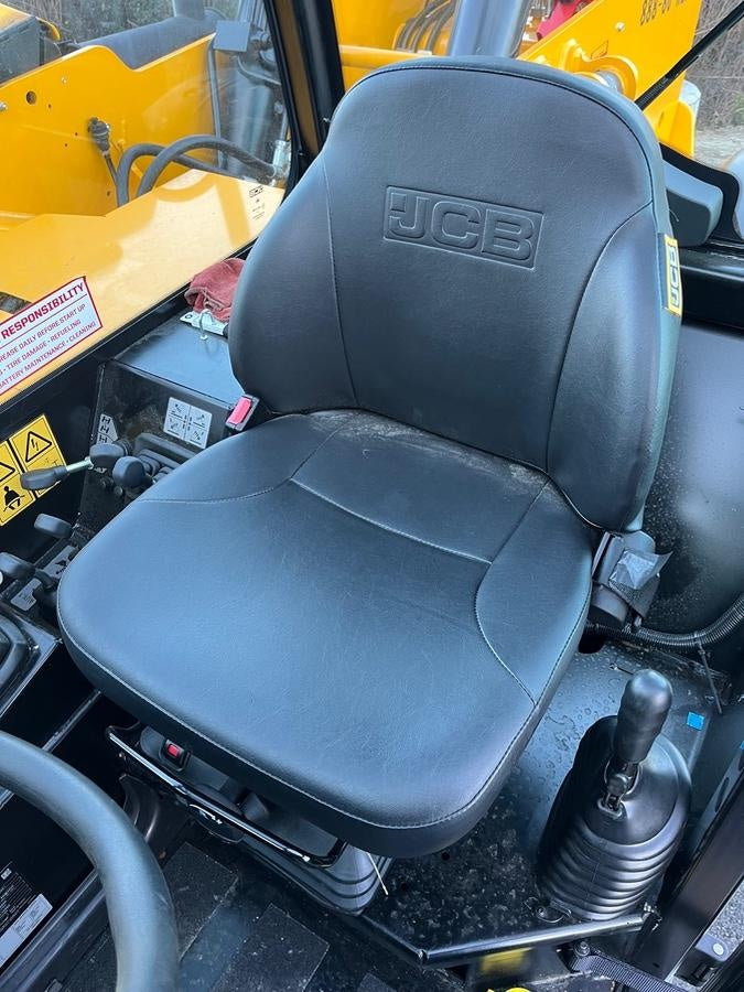 2025 JCB 512-56
