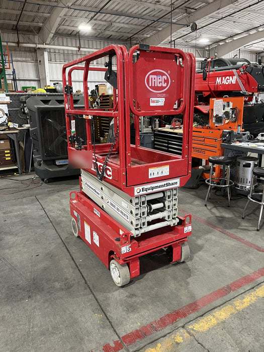 2020 MEC 1330SE Solid NM Tires, Steel Swing out Doors, LCS, Beacon, 900W Inverter