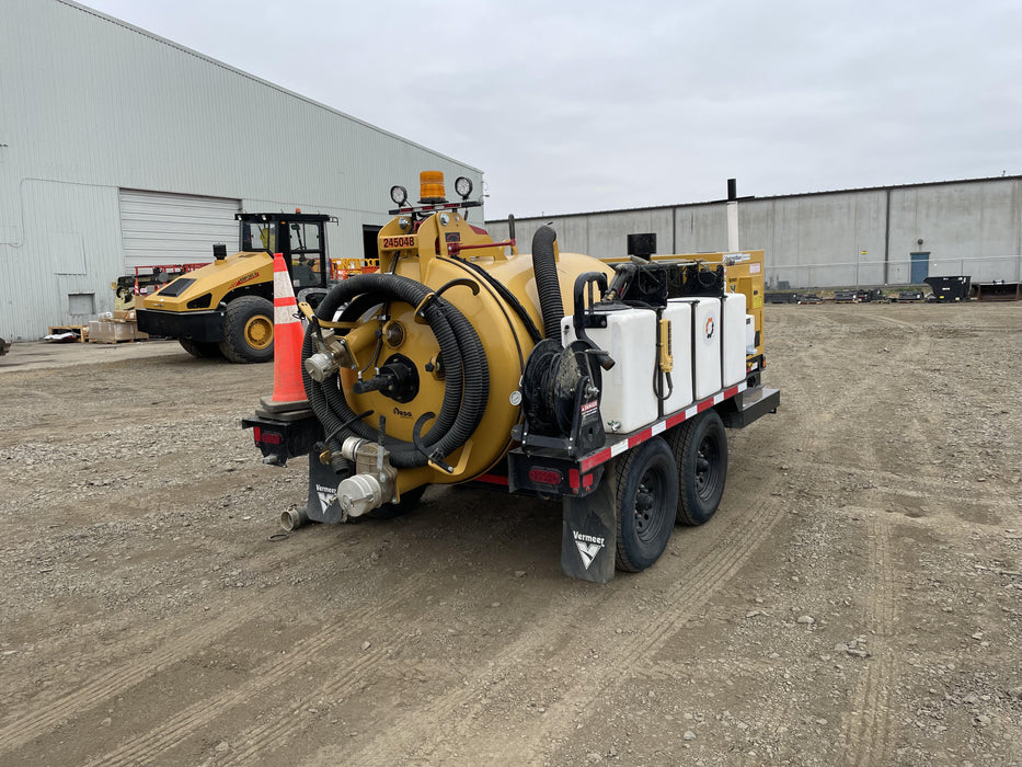 2022 Vac-Tron LP573XDT T4 Koehler Diesel Engine, 500 Gallon Debris Tank, x2 100 Gallon Water Tanks