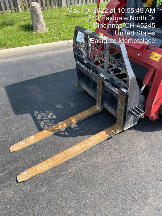 2021 PALADIN 48" Pallet Forks - Paladin