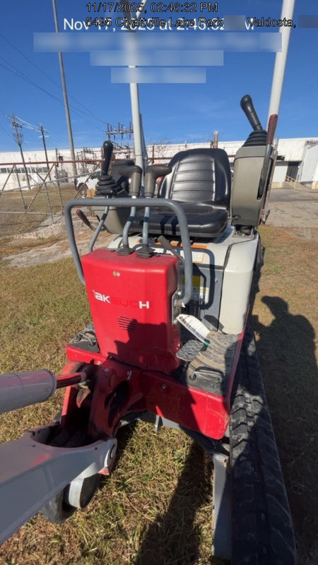2022 TAKEUCHI TB210R