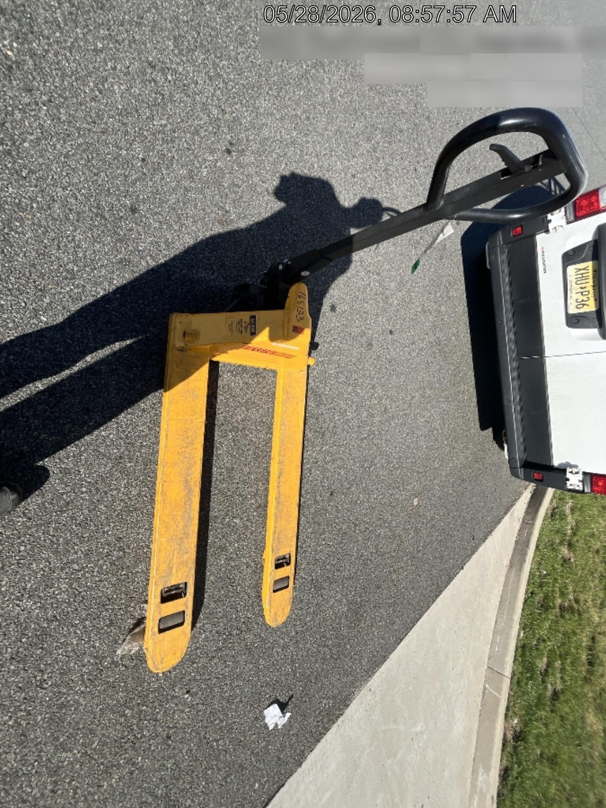 2021 ULINE 4400 lb Pallet Jack