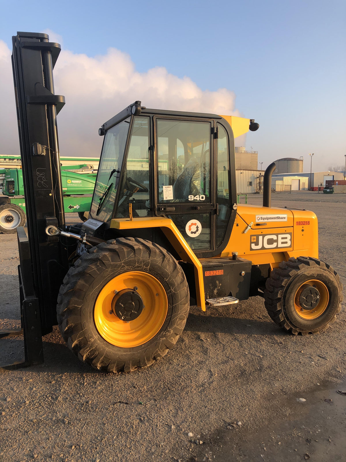 2021 JCB 940-4