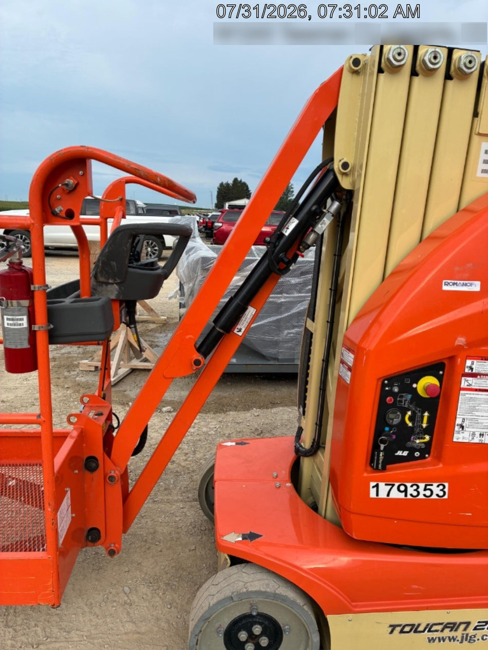2022 JLG 26E