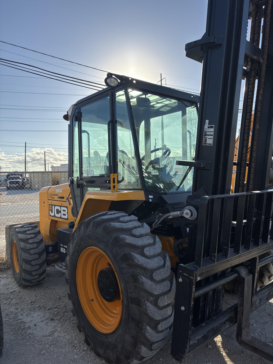 2025 JCB 940-4
