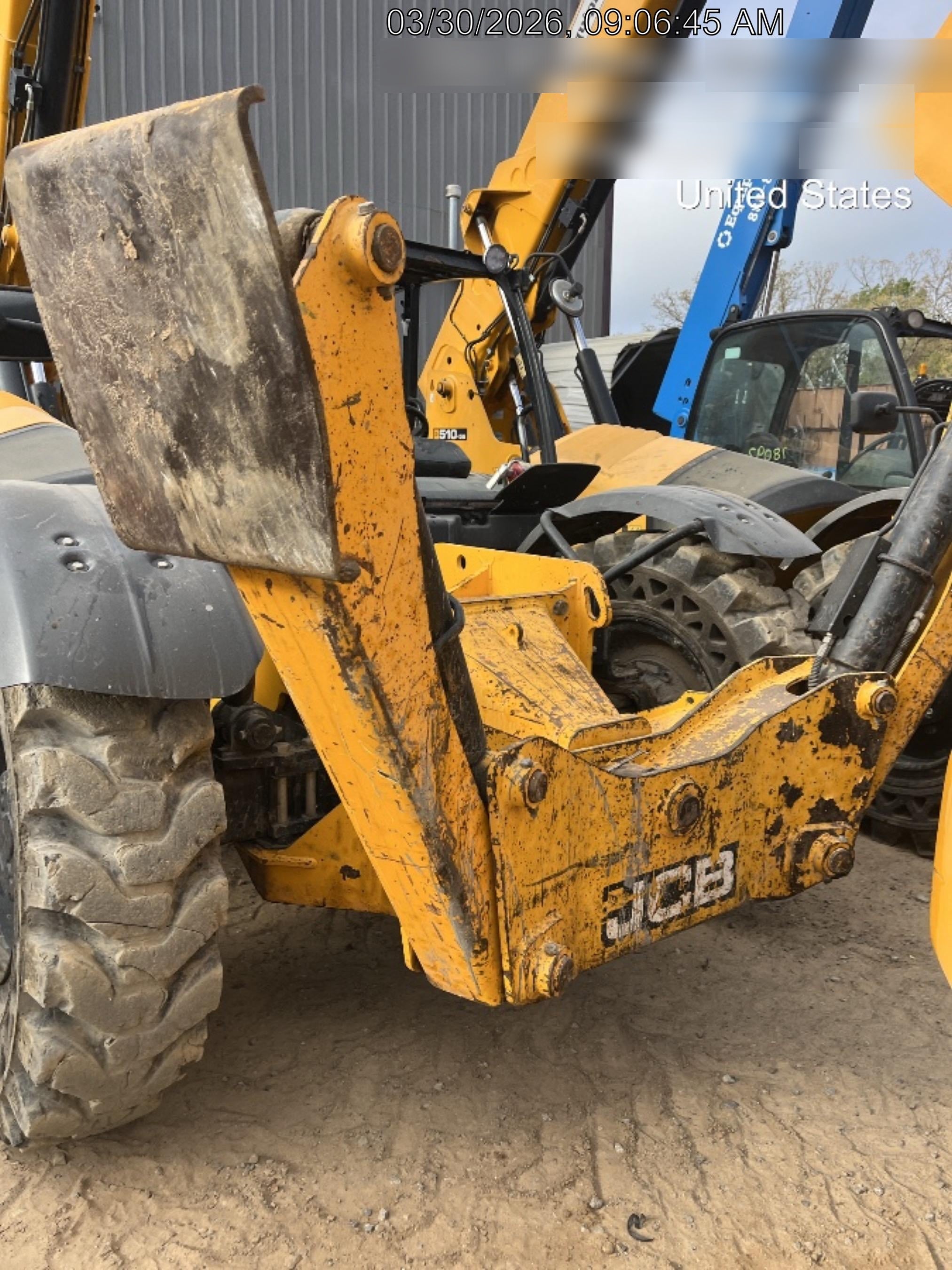 2019 JCB 512-56 Canopy, 109 HP, Solid Tires, STD Worklight, Beacon, Aux Hydraulics, Lifting Eye, Back up Alarm w/66" Carriage/60" Forks