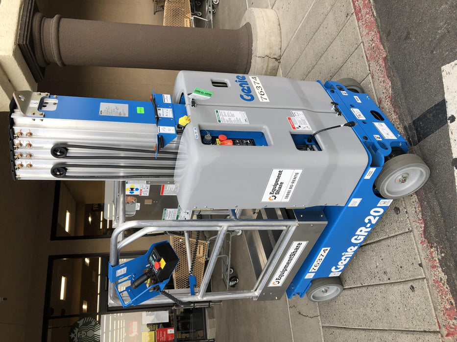2020 GENIE GR-20