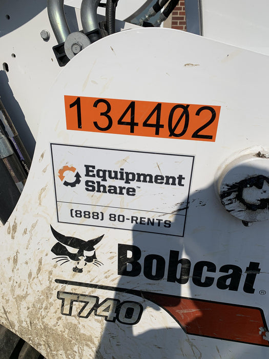 2021 BOBCAT T740