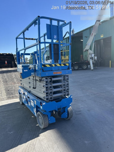 2023 GENIE GS-3232