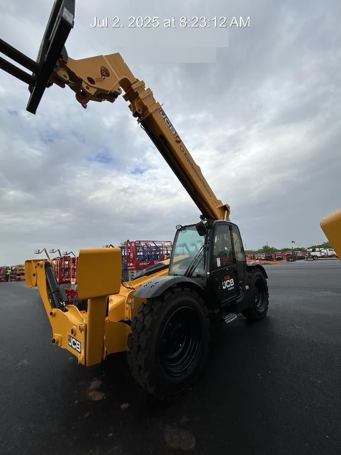 2025 JCB 512-56