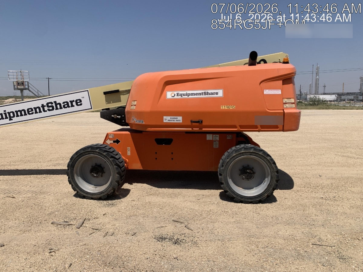 2021 JLG 660SJ