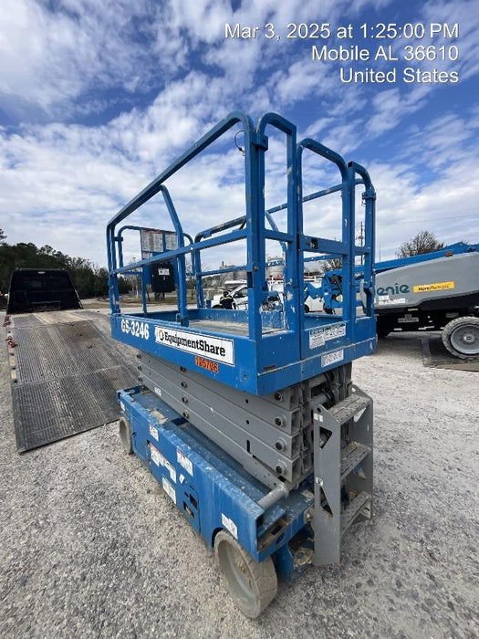2020 Genie GS-3246 Standard, Folding full height swing gate