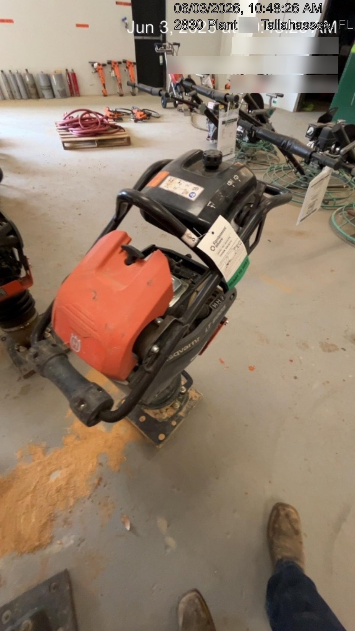 2024 HUSQVARNA LT6005
