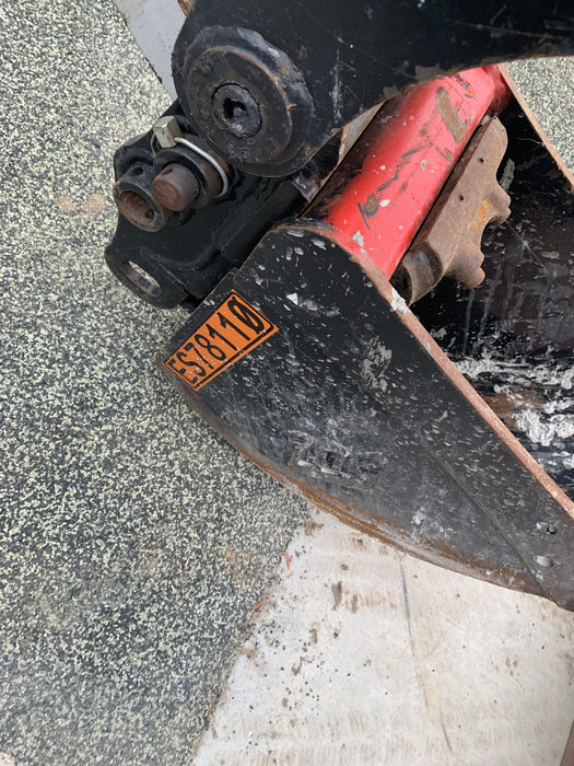 2021 TAKEUCHI TB216R