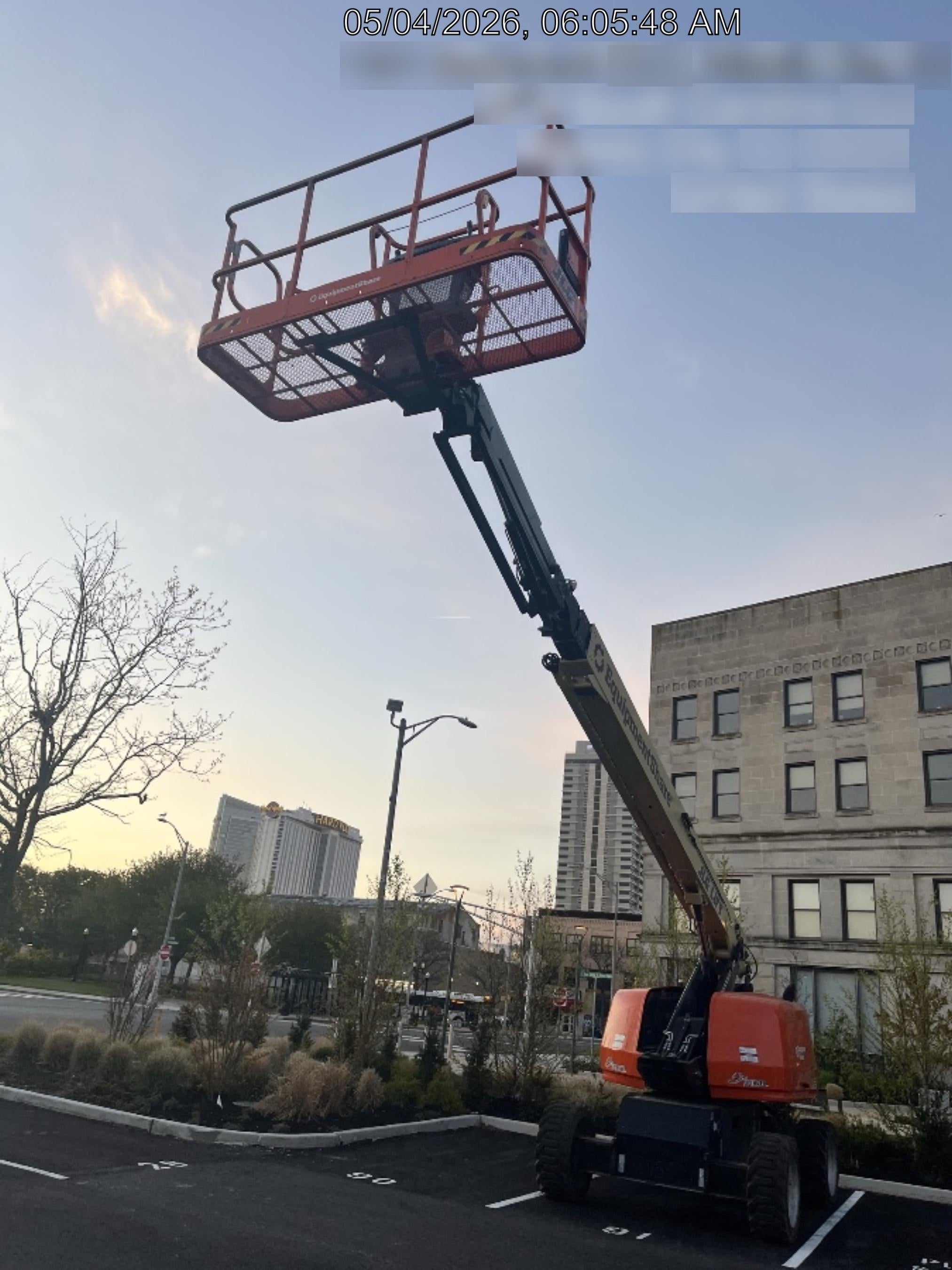 2025 JLG 660SJ