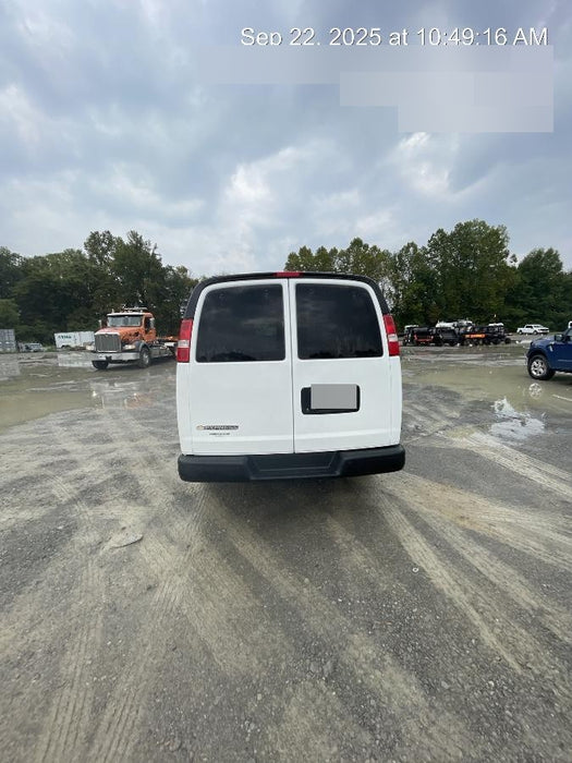 2023 CHEVROLET Express Van - Rental