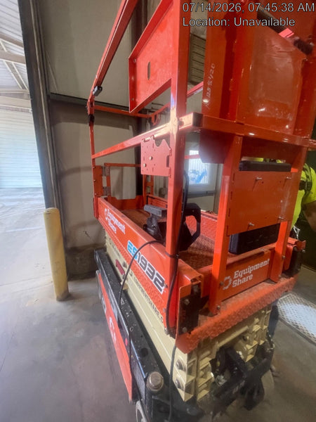 2023 JLG ES1932