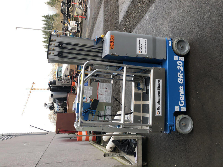 2019 GENIE GR-20