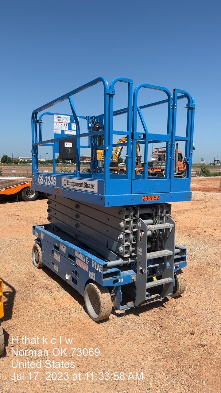 2022 GENIE GS-3246