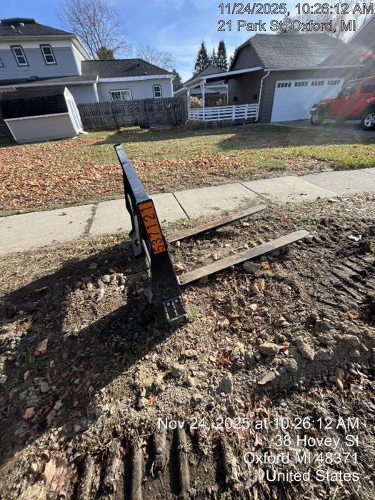 2025 ARROW MATERIAL HANDLING 24" Pallet Fork Frame