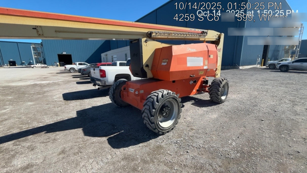 2019 JLG 800AJ