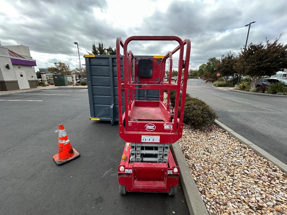 2020 MEC 1330SE Solid NM Tires, Steel Swing out Doors, LCS, Beacon, 900W Inverter