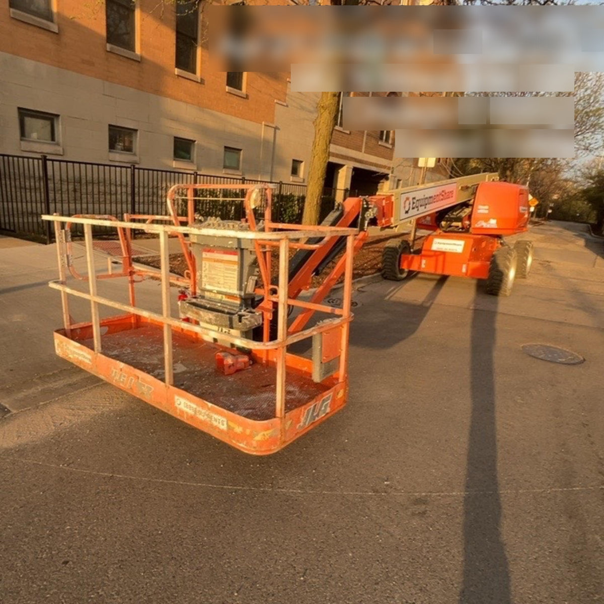 2021 JLG 660SJ