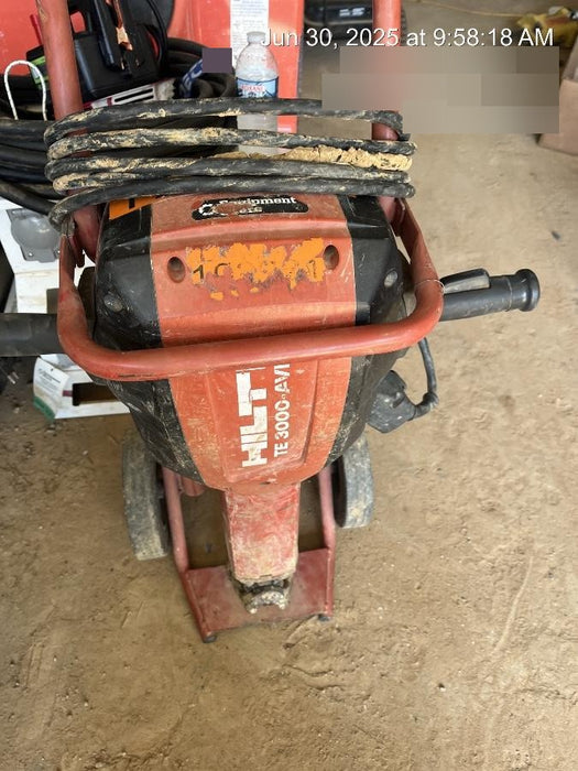 2020 HILTI TE 3000-AVR