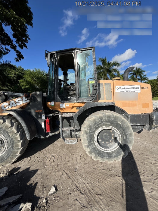 2018 Case 721G CLOSED CAB, JRB 416 STYLE HYD COUPLER