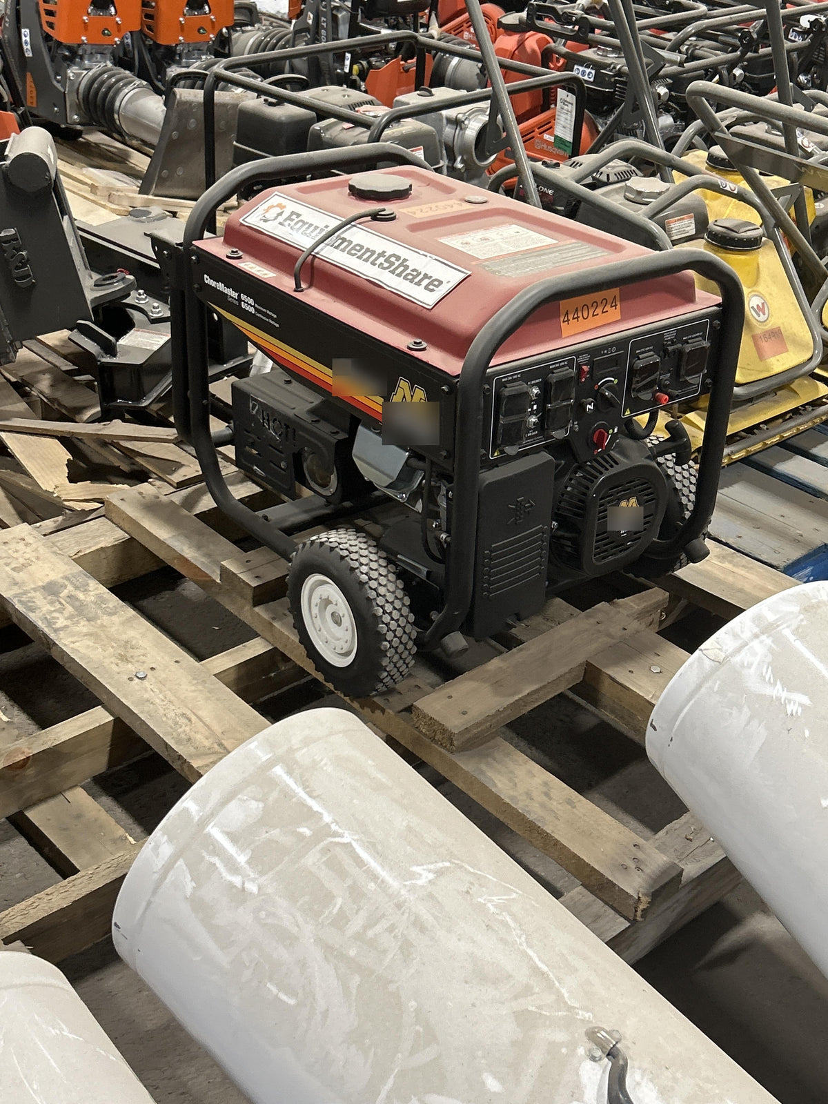 2024 MI-T-M GEN-6500-0MM1