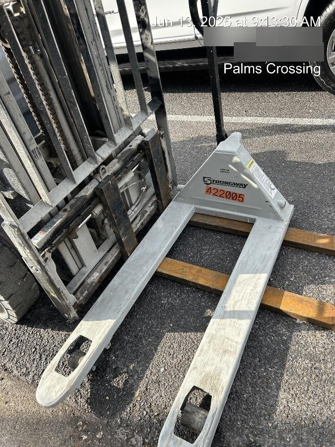 2022 STRONGWAY 4400 lb Pallet Jack