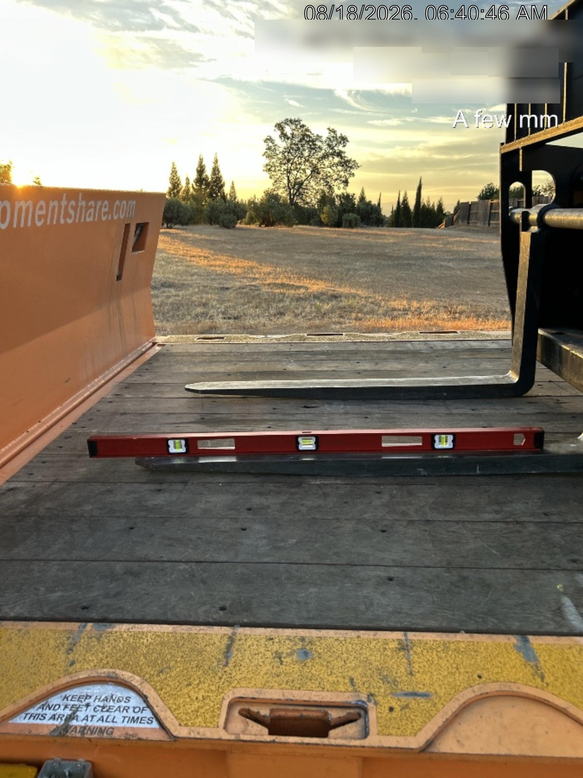 2025 JLG 519