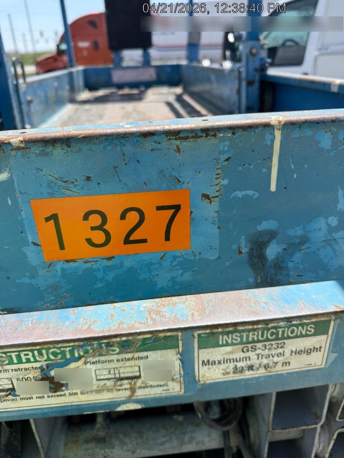 2016 Genie GS-3232 32' Narrow Scissor Lift