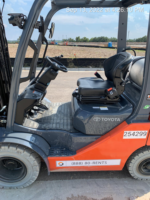 2022 TOYOTA 50-8FGU25