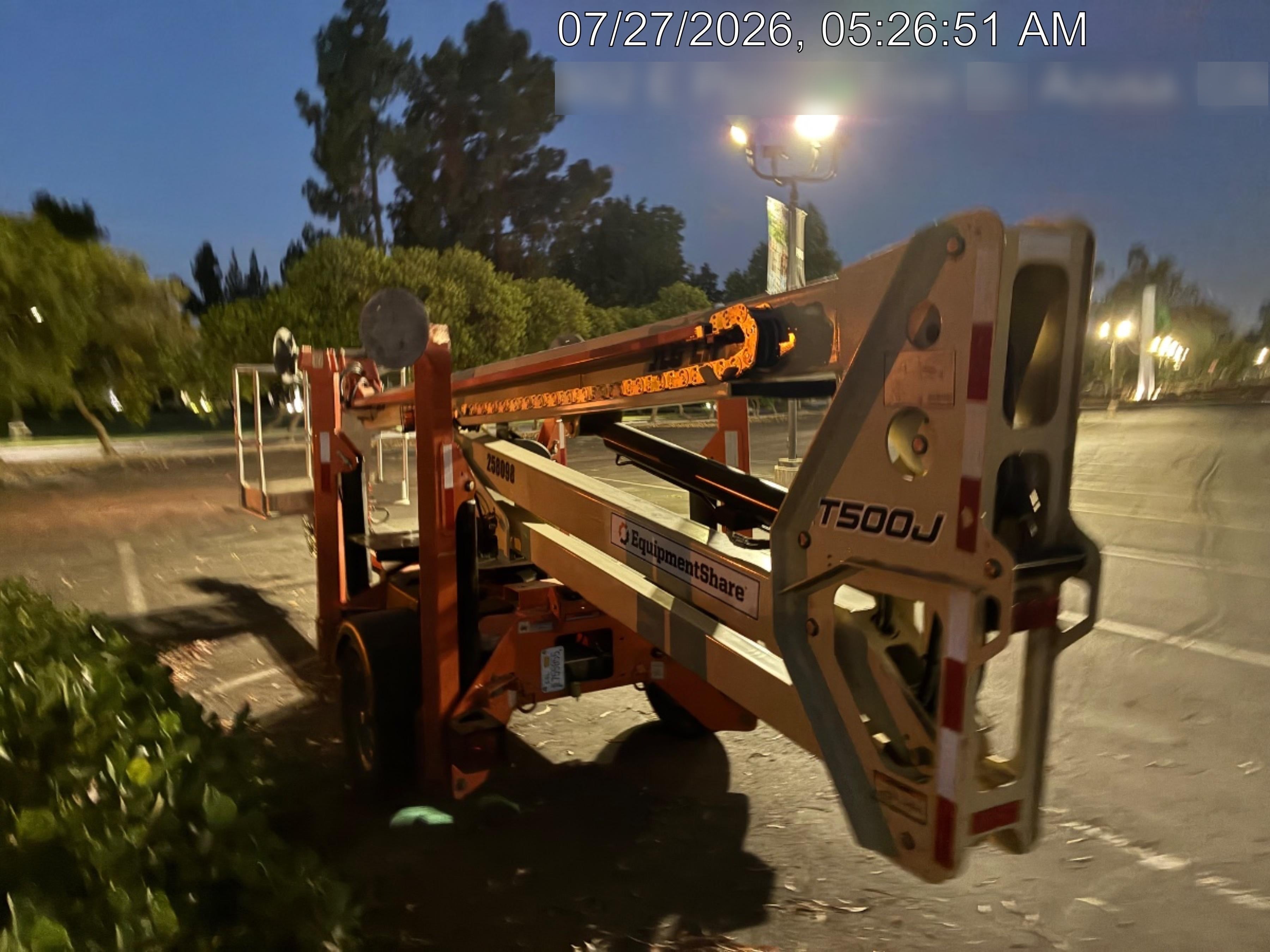 2022 JLG T500J