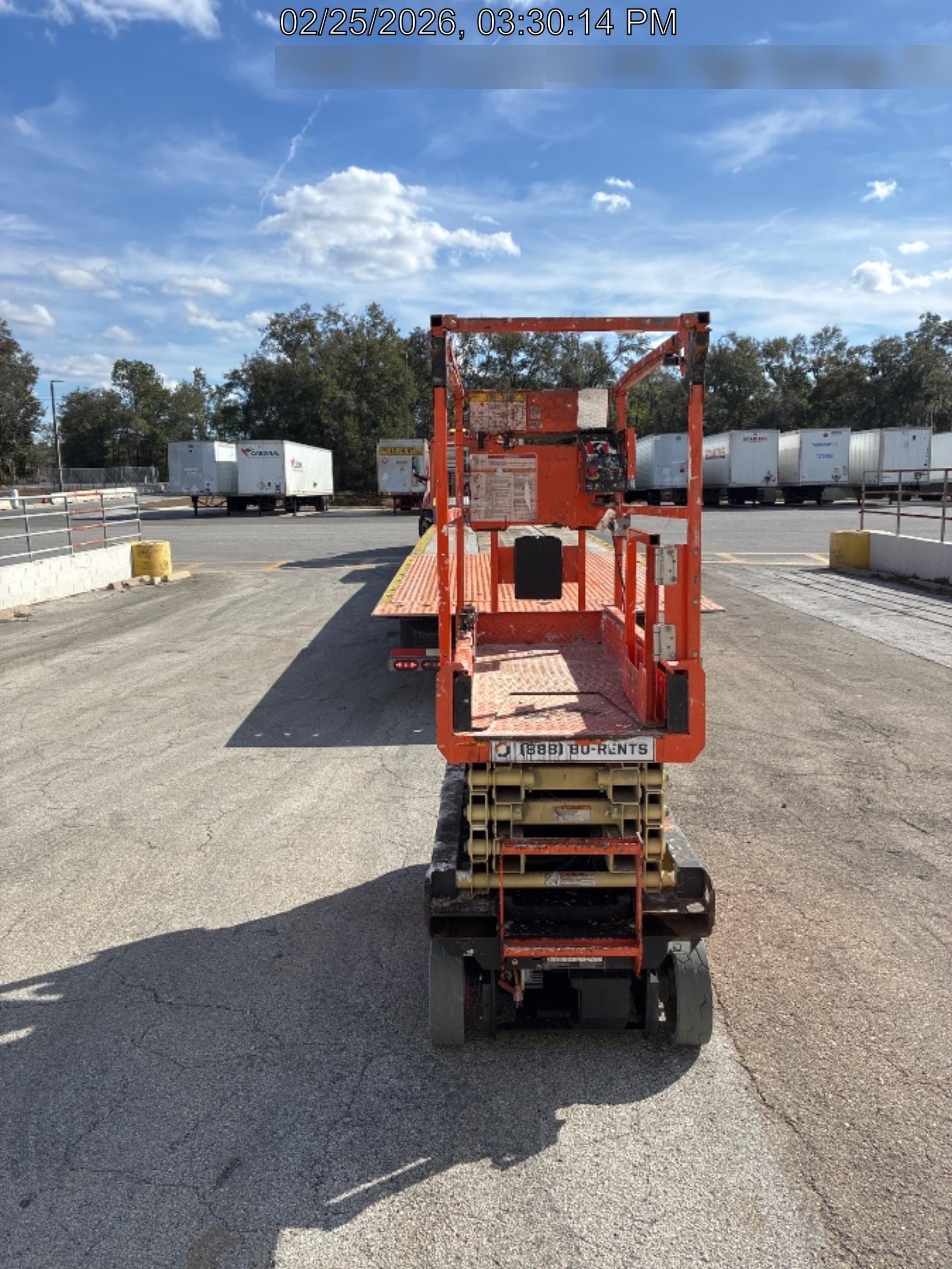 2022 JLG ES1932