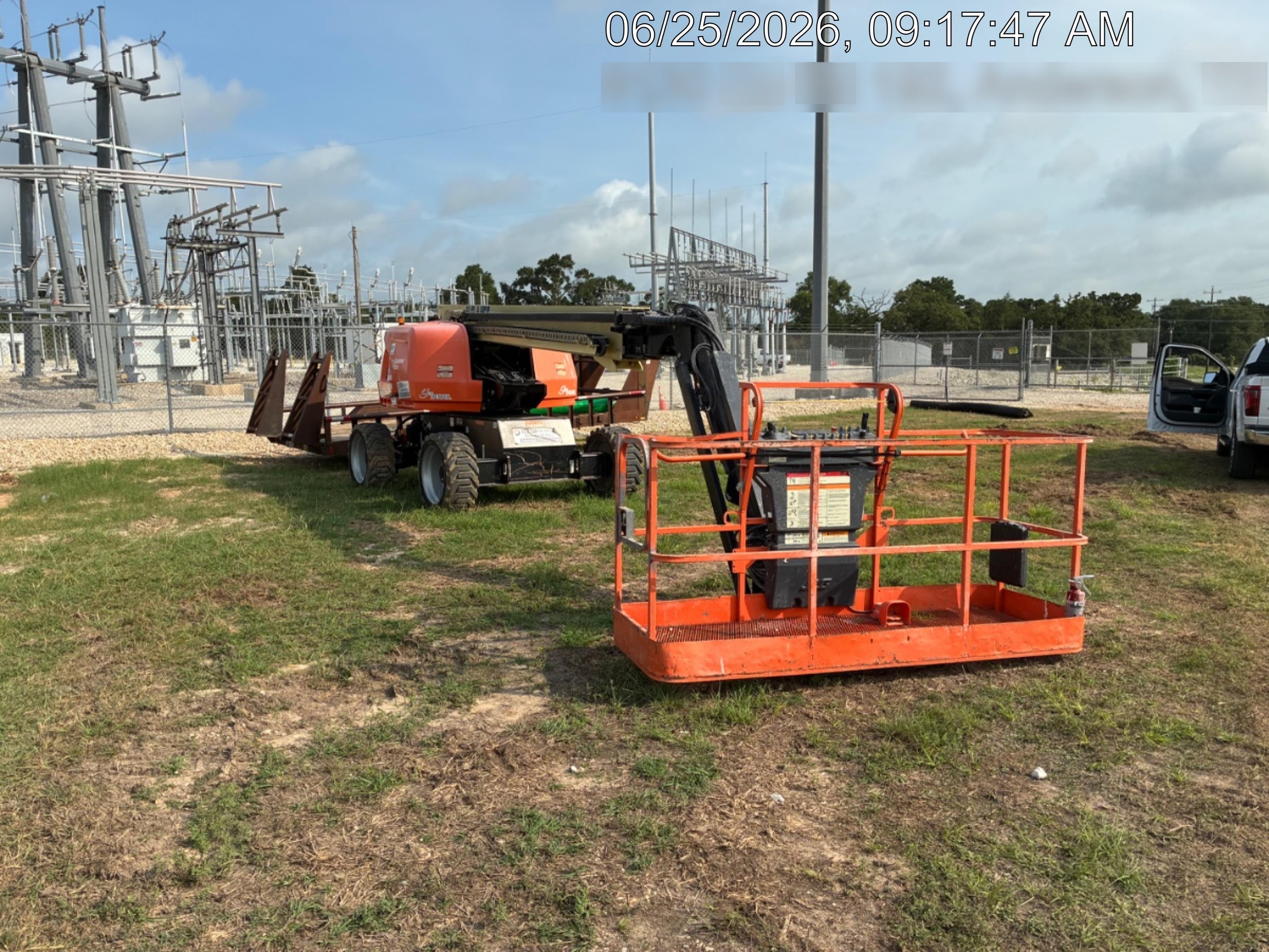 2023 JLG 660SJ