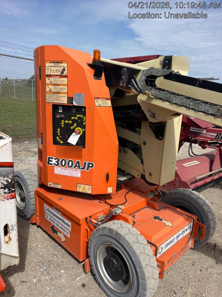 2019 JLG E300AJP